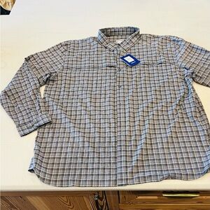 Huk Men's Blue and Gray Plaid Button-Down Shirt
